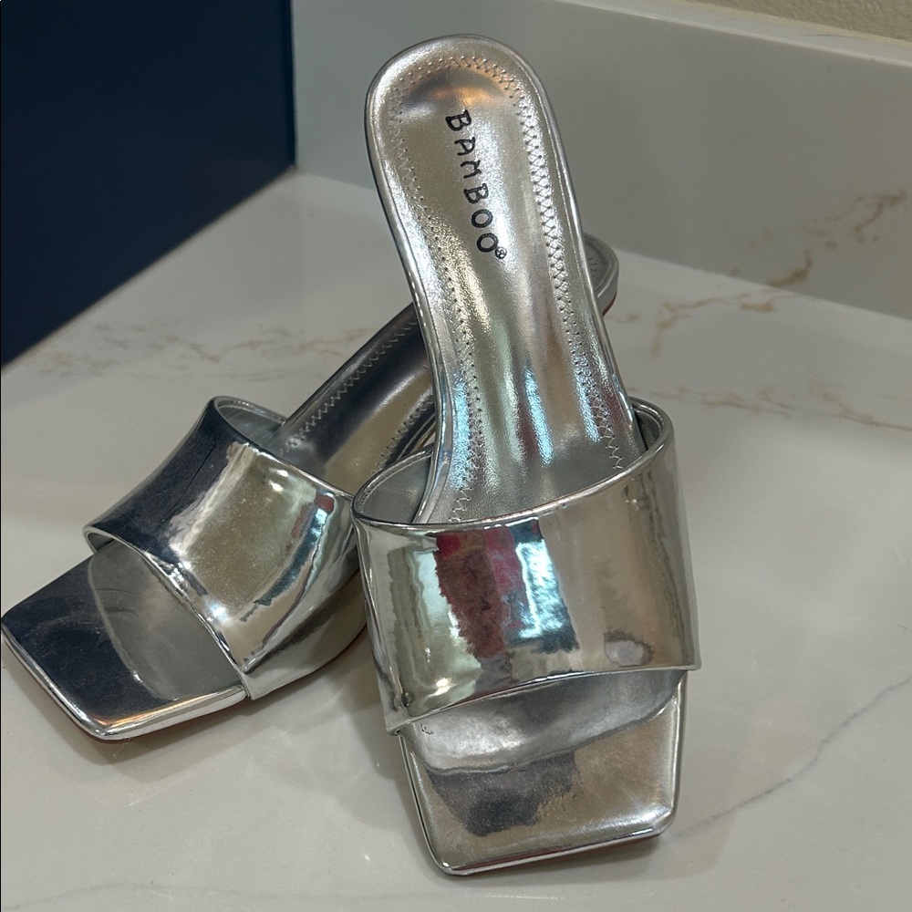 BAMBOO Women's Metallic Silver Mules